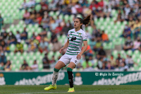 Lourdes De León #4, Defensa, Santos