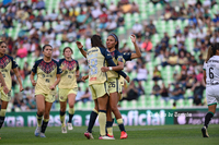 Karen Luna #26, Defensa, America
