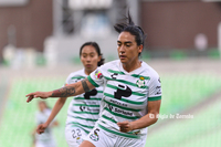 Karyme Martínez #16, Defensa, Santos