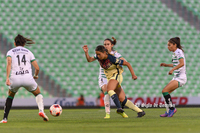 Katia Estrada #14, Defensa, Santos
