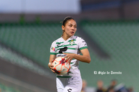 Joseline Hernández #8, Media, Santos