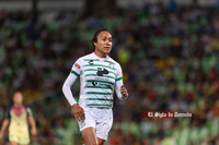 Joseline Hernández #8, Media, Santos