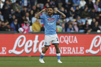 Foto Alessandro Garofalo/LaPresse 
18 aprile  2022 Napoli, Italia 
sport calcio 
Napoli vs Roma  - Campionato di calcio Serie A TIM 2021/2022 - stadio Diego Armando Maradona 
Nella foto: Nicolo Zaniolo (AS Roma);Alessandro Zanoli (SSC Napoli); 