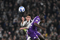 Foto Marco Alpozzi/LaPresse 
20 Aprile 2022 Torino, Italia 
sport calcio 
Juventus Vs Fiorentina - Semifinale  -Coppa Italia Frecciarossa 2021/2022 - Allianz Stadium
Nella foto:   Jonathan Ikone (ACF Fiorentina);  Adrien Rabiot (Juventus F.C.); 

Photo Marco Alpozzi/LaPresse 
April 20, 2022 Turin, Italy 
sport soccer 
Juventus Vs Fiorentina  - semi-final- Coppa Italia Frecciarossa 2021/2022 - Allianz Stadium
In the pic:  Jonathan Ikone (ACF Fiorentina);  Adrien Rabiot (Juventus F.C.);