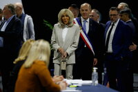 Francia vota en segunda vuelta de elecciones presidenciales