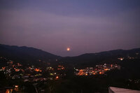 AME9639. SANTA LUCÍA (HONDURAS), 15/05/2022.- Fotografía de un eclipse de luna hoy, en el municipio de Santa Lucia (Honduras). EFE/ Gustavo Amador