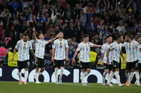 Argentina gana campeones continentales sobre Italia