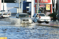 Lluvias dejan estragos en zona urbana de Torreón