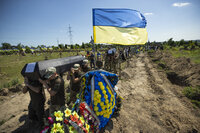 Aumentan cuerpos sin identificar por guerra en Ucrania