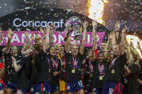 U.S. Soccer WNT vence a Canadá en final de CONCACAF