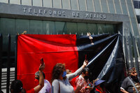 Monclova, Coahuila, 21 de julio de 2022.-Alrededor de 30 mil trabajadores sindicalizados de Telmex en todo el país, estallaron en huelga al mediodía de este jueves, para exigir el cumplimiento a acuerdos establecidos y eliminar propuestas que la empresa puso sobre la mesa, para restar beneficios contractuales.