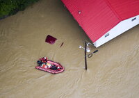 Lluvias en Kentucky han cobrado al menos 37 vidas