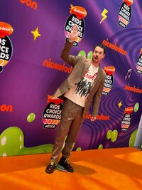 Danna Paola, Big Time Rush y más estrellas deslumbran la alfombra naranja de Kids´Choice Awards México