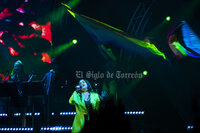 Yuridia y Torreón viven un tórrido romance