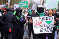 Con marcha, cientos piden legalizar aborto en México