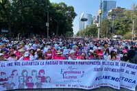 En CDMX, realizan 'Marcha por la Democracia' en defensa del INE
