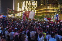 Aficionados de diferentes naciones empiezan a inundar las calles del país del Medio Oriente