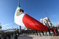 Con poca afluencia se desarrolla desfile de la Revolución en Torreón