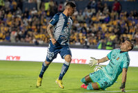 Tigres golea al campeón Pachuca