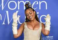 El empoderamiento se adueña de la alfombra roja de los Billboard Women in Music Awards