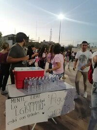 Cientos de mujeres se concentran en la Plaza Mayor de Torreón