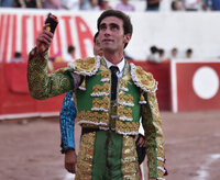 Lucen jóvenes espadas en la Plaza de Toros Alberto Balderas en Ciudad Lerdo