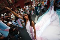 Cientos marchan en CDMX por Día Internacional de la Visibilidad Trans