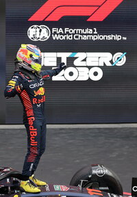 Checo Pérez se corona en el Gran Premio de Azerbaiyán