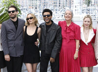 Así se vivió la llegada del elenco de The Idol a Cannes