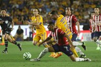 Chivas empata ante Tigres en final de ida del Clausura 2023