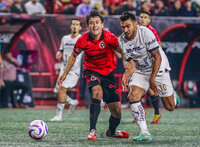 umas vino de atrás en la frontera y, con todo y sus limitaciones, mostró esa garra que con Antonio Mohamed ha regresado para derrotar a Tijuana (2-3) en un