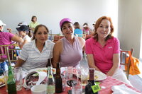 -Estela Regalado, Brenda González, Gaby Regalado, Diana Banda y Ester Ávila