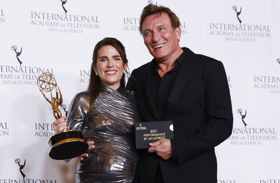La película mexicana La caída y Karla Souza triunfan en los Emmy Internacional