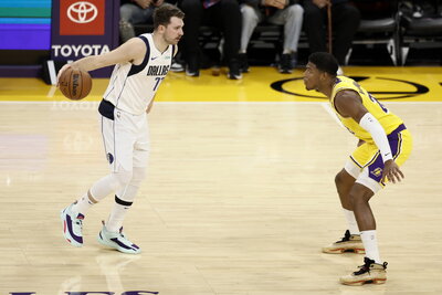LeBron James llega a 39 mil puntos; Lakers vencen a Mavericks y siguen invictos