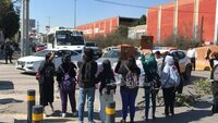 Estudiantes provocan caos vial en bulevar Revolución con bloqueo ante inconformidades