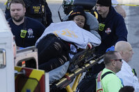 Dos detenidos, un muerto y múltiples heridos en tiroteo durante desfile de la NFL