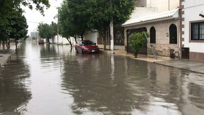 Lluvias dejan inundaciones en varios puntos de Torreón