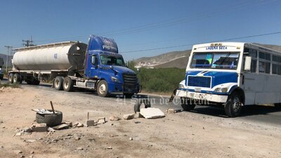 Bloque por transporte deficiente Matamoros y Viesca