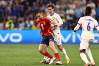 España pasa a final de la Eurocopa tras vencer a Francia