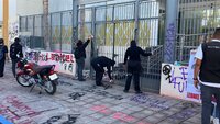 Madre protesta en el Palacio de Justicia de Gómez Palacio