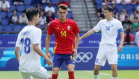 España salva el debut con lo justo frente a Uzbekistán