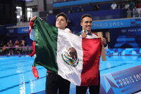 Mexicanos Osmar Olvera y Juan Manuel Celaya ganan Plata en clavados, país suma tres medallas en París 2024