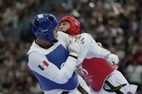 Carlos Sansores va por bronce en Taekwondo en París 2024