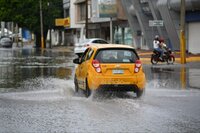 Lluvias alcanzan los 59.8 milímetros; atienden sectores anegados en Torreón