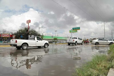 Así lucen por las lluvias los bulevares y calles de Gómez Palacio y Lerdo