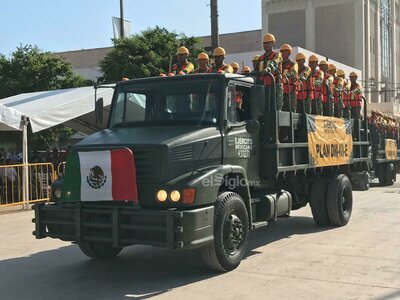 Desfile cívico militar en Torreón