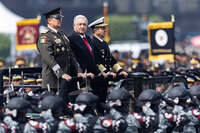 López Obrador encabeza su último Desfile Cívico Militar en CDMX