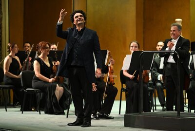 El tenor Rolando Villazón entrega su voz a Torreón