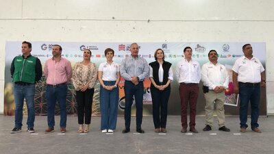 Premian a niños y niñas ganadores del concurso Octubre mes del desierto chihuahuense