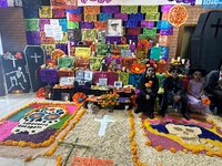 Con altares y festivales, escuelas laguneras celebran el Día de Muertos